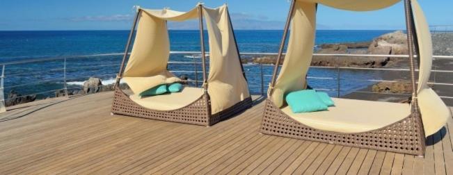 Rok Plaza (Adults Only) Apartment Alcala  Bagian luar foto